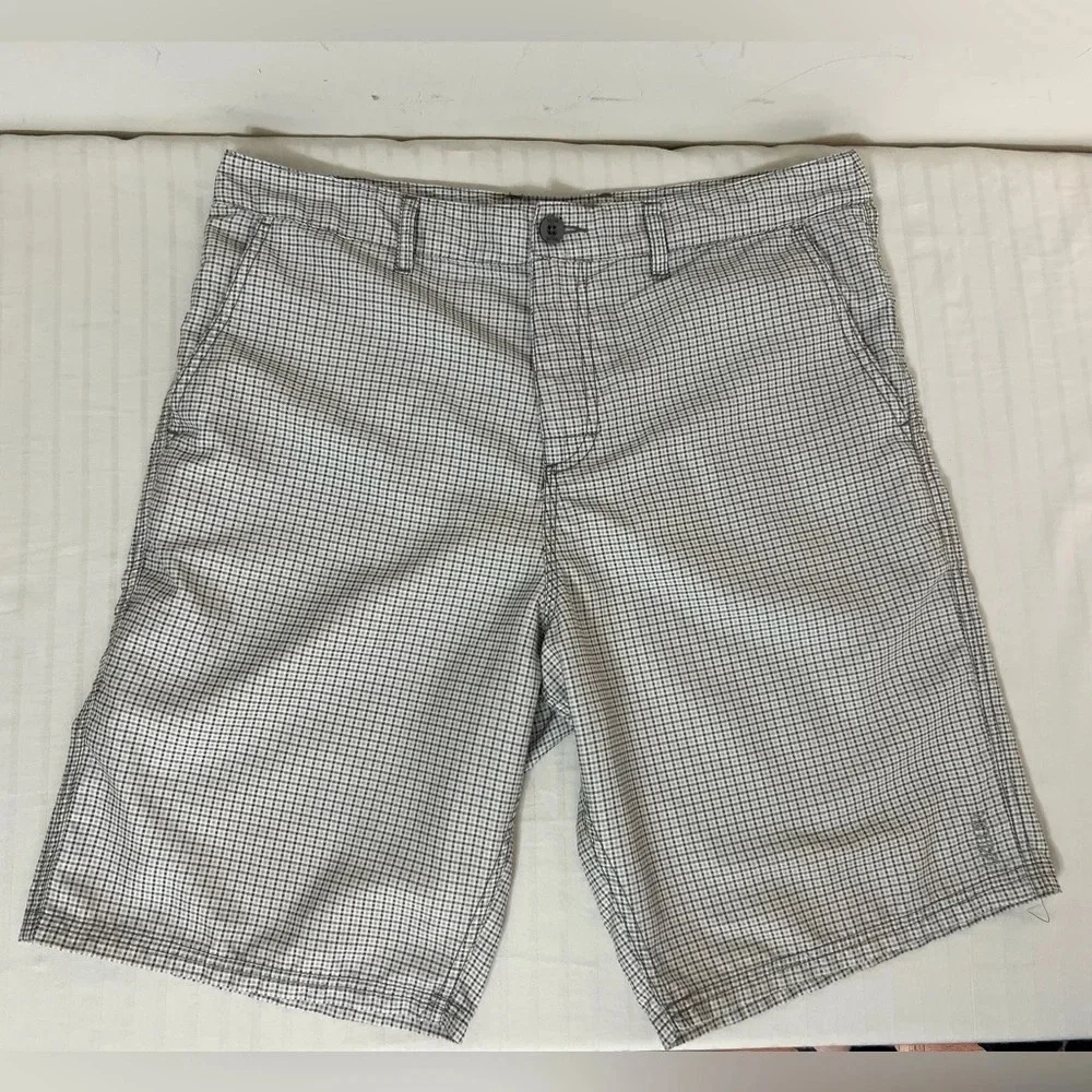 Valor Men's Board Shorts White Gray  Size 34